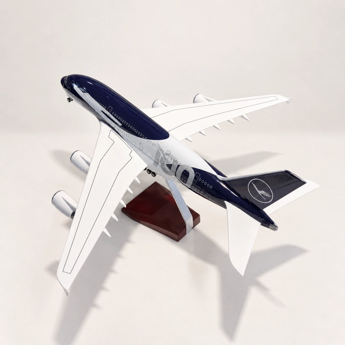 Lufthansa Airbus A380 – Edition zum 100-jährigen Jubiläum – Modell im Maßstab 1:160