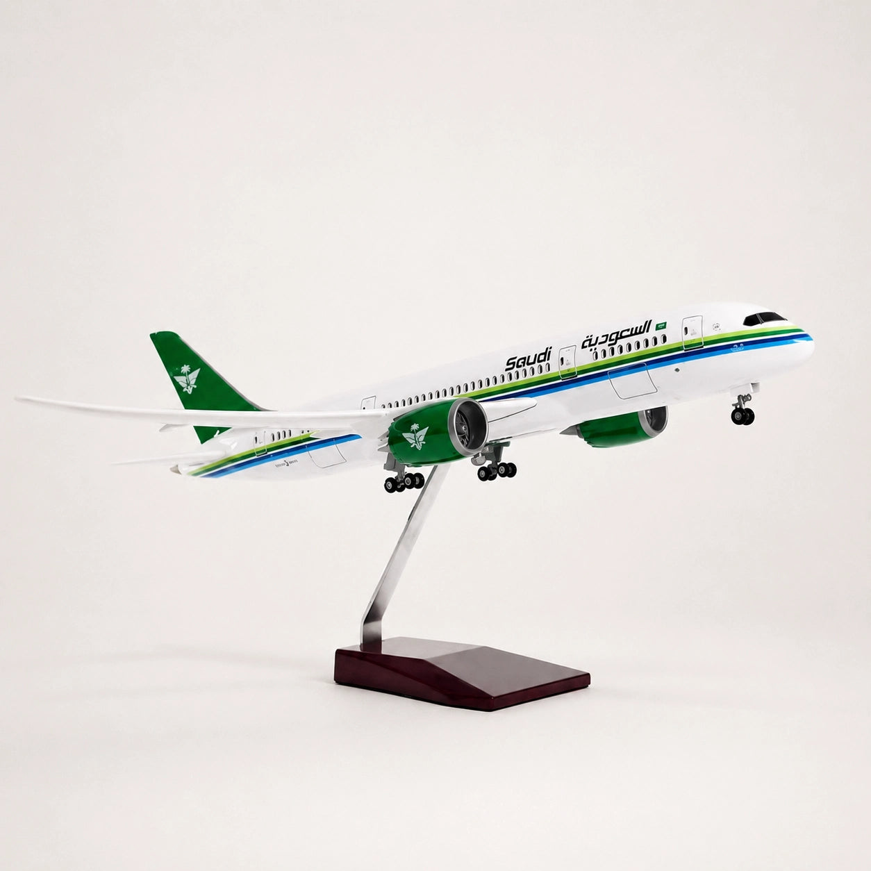 Saudia Boeing 787 Dreamliner 1:130 Scale Model