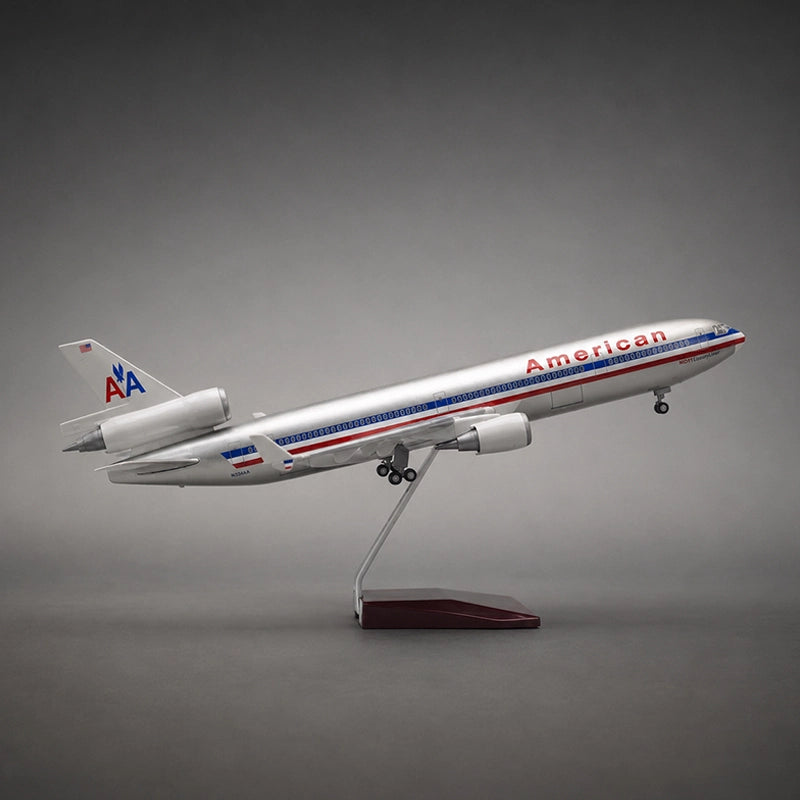 American Airlines McDonnell Douglas MD-11 1:130 Scale Model