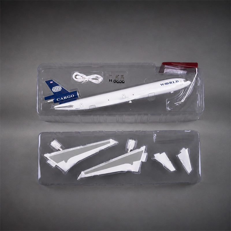 World Airways McDonnell Douglas MD-11 1:130 Scale Model