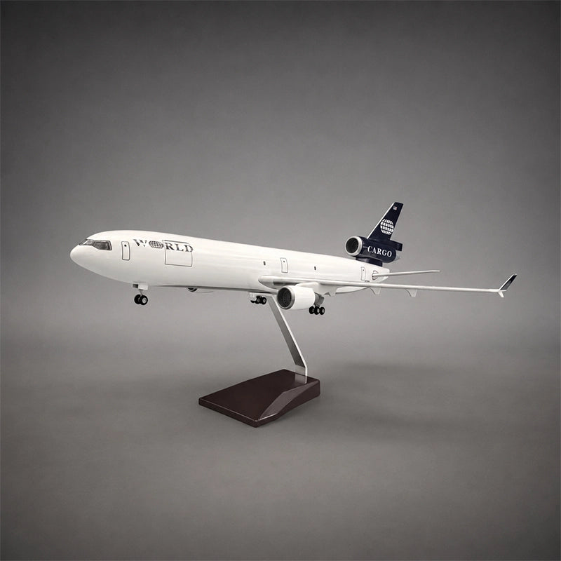 World Airways McDonnell Douglas MD-11 1:130 Scale Model
