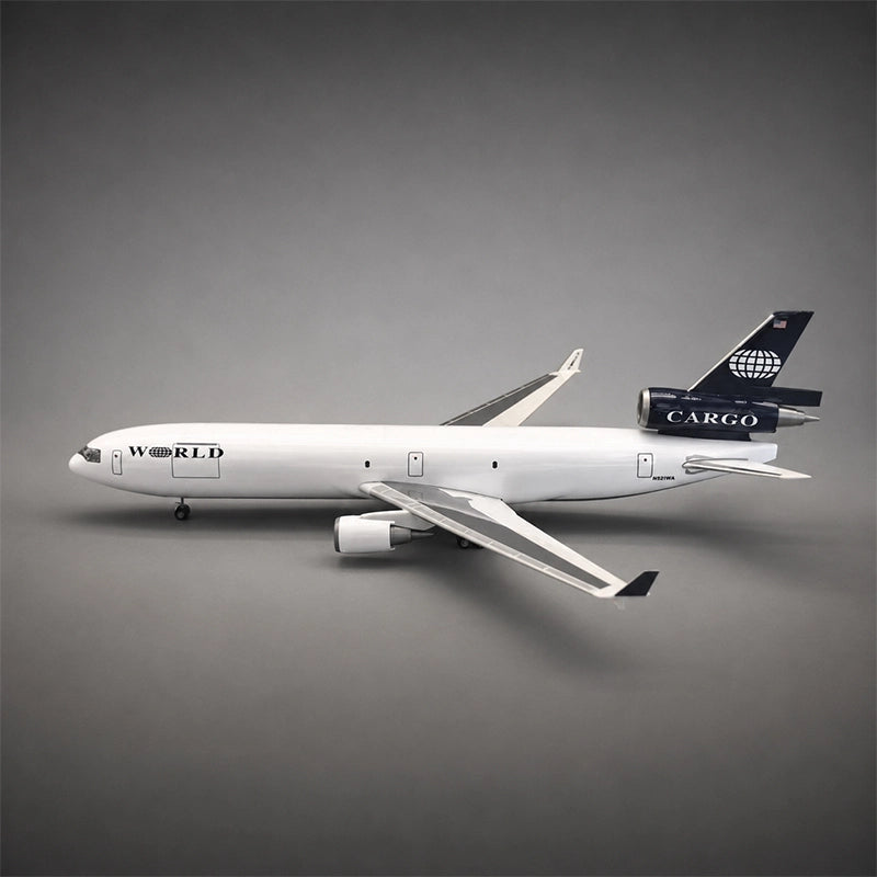 World Airways McDonnell Douglas MD-11 1:130 Scale Model
