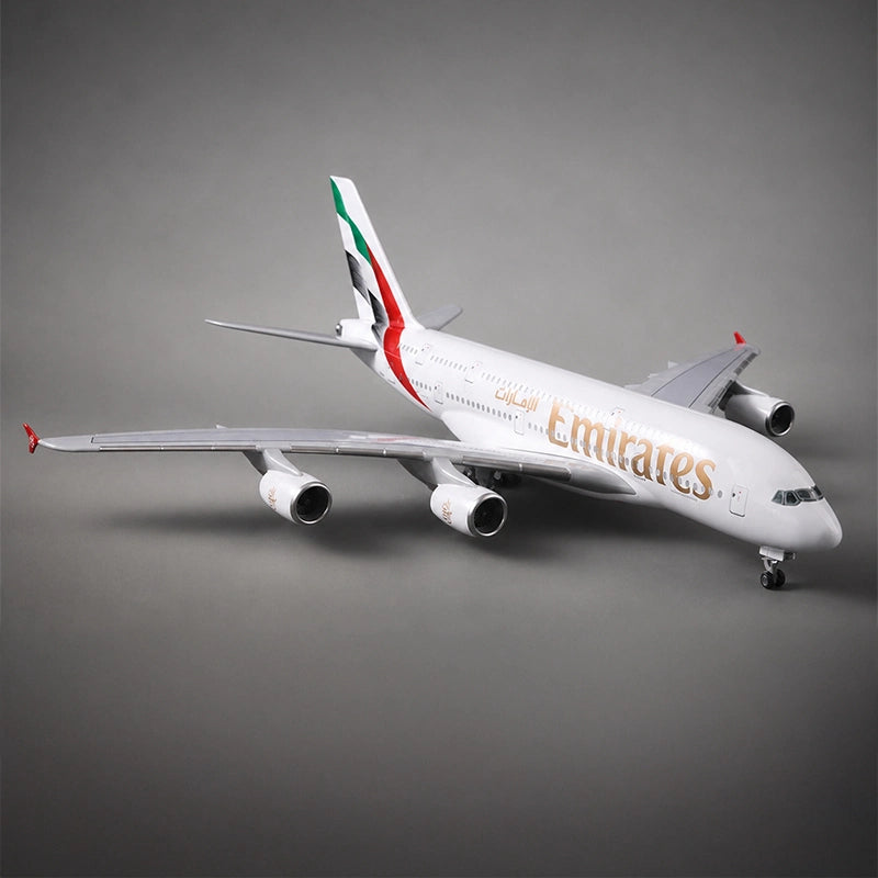 Emirates Airbus A380 1:160 Scale Model