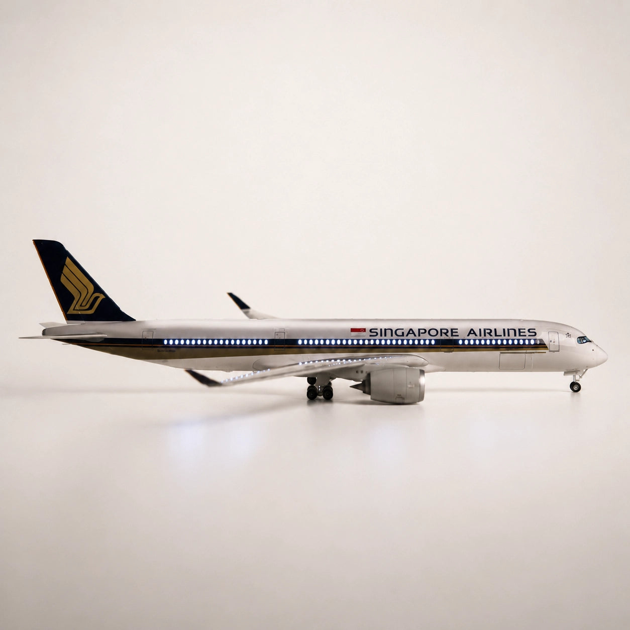 Singapore Airlines Airbus A350 1:142 Scale Model