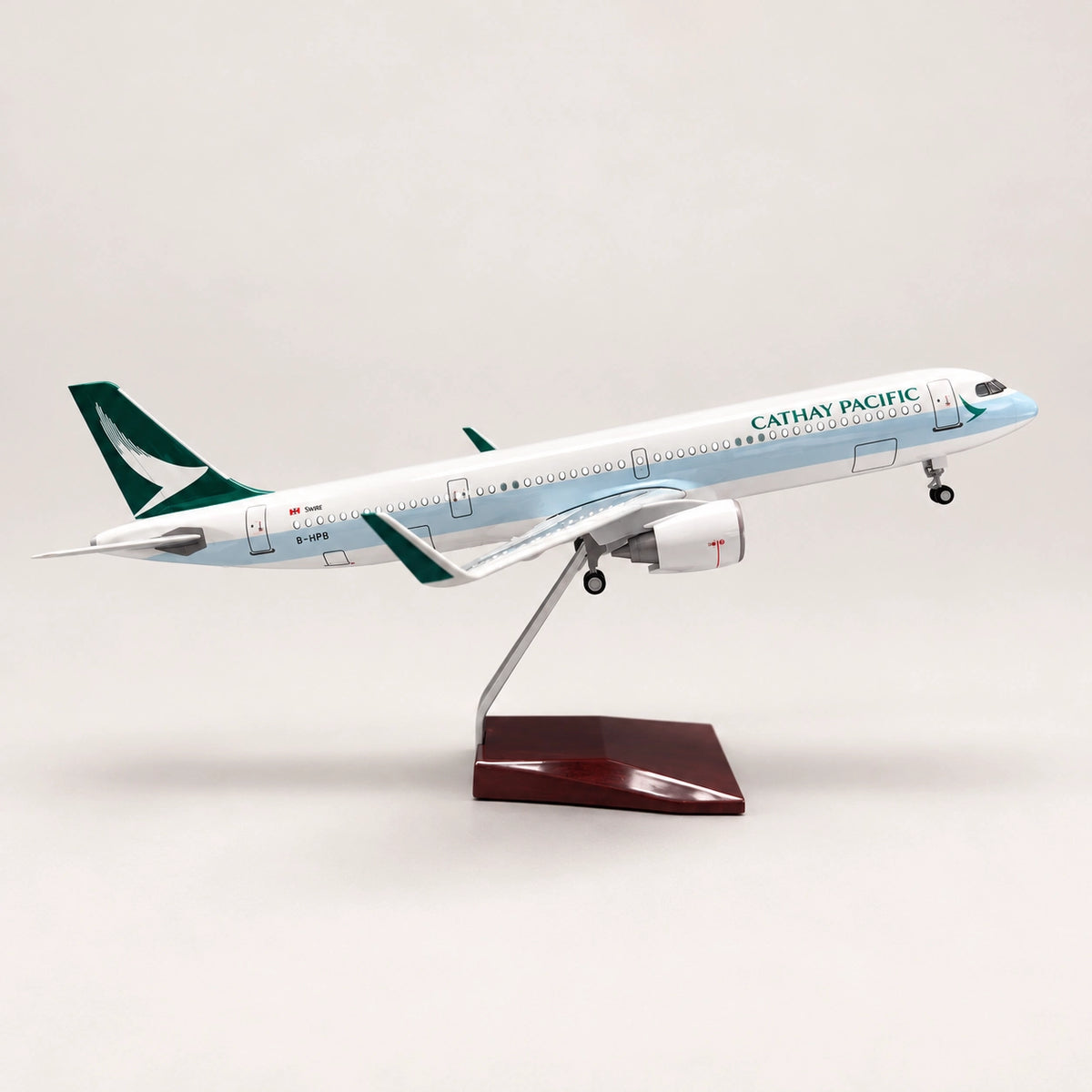 Cathay Pacific Airbus A321neo 1:100 Scale Model