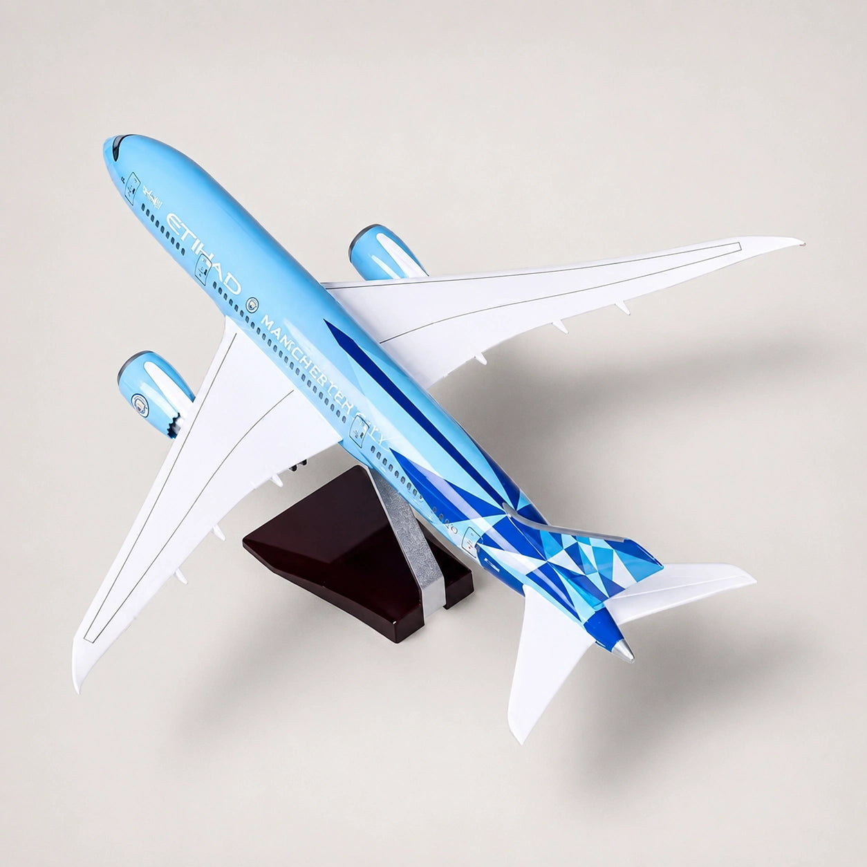 Etihad Airways Boeing 787 Manchester City Edition 1:130 Scale Model