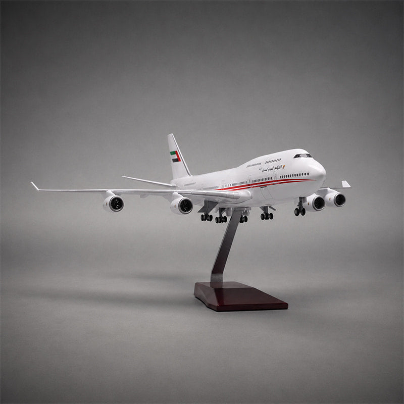 UAE Presidential Flight Boeing 747 1:150 Scale Model