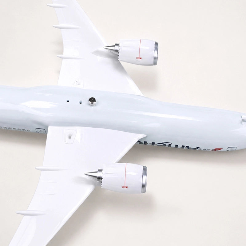 American Airlines Boeing 787 Dreamliner 1:130 Scale Model