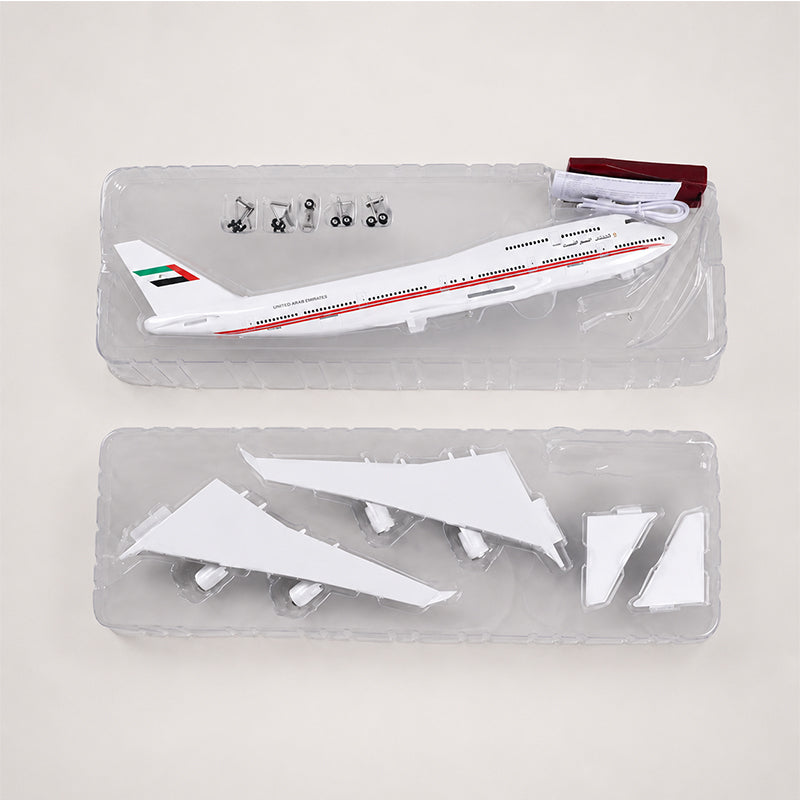 UAE Presidential Flight Boeing 747 1:150 Scale Model