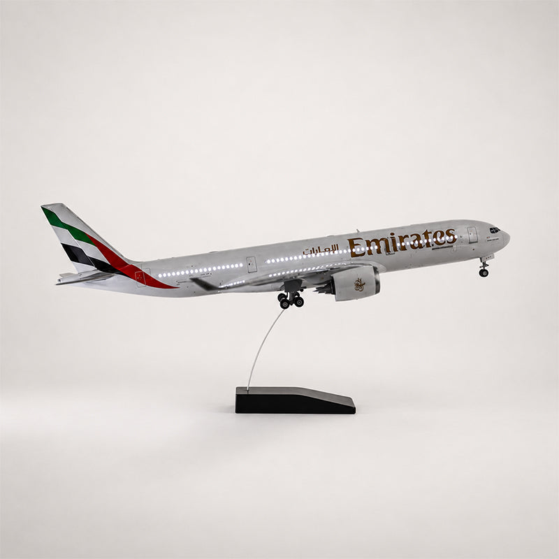 Emirates Airbus A350-1000 1:142 Scale Model