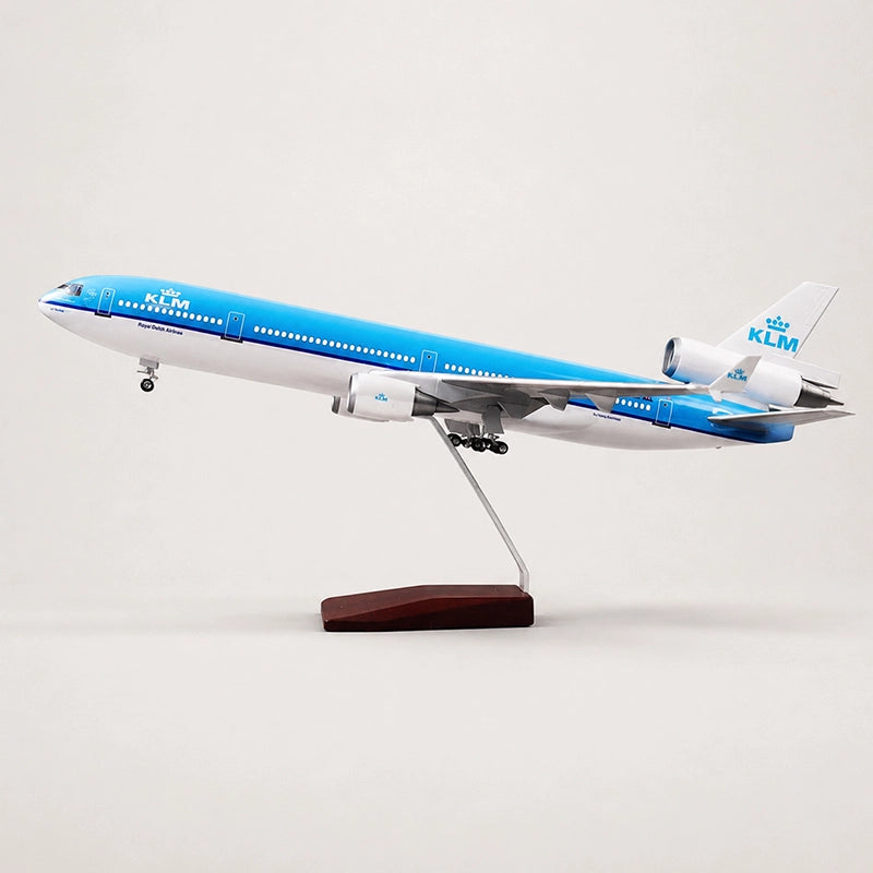 KLM Royal Dutch Airlines McDonnell Douglas MD-11 1:130 Scale Model