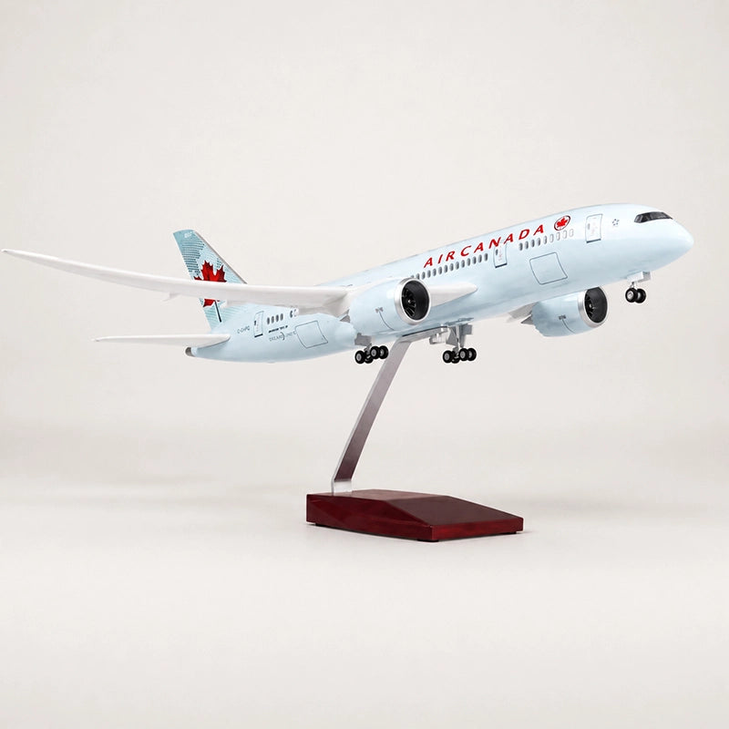 Air Canada Boeing 787 1:130 Scale Model
