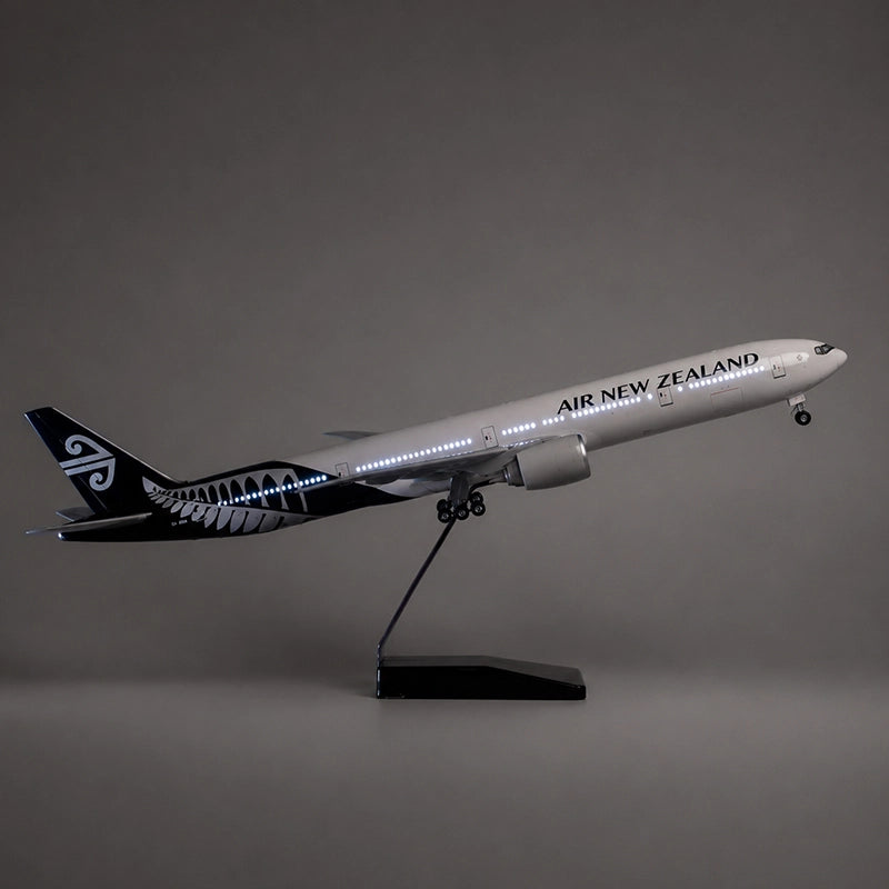 Air New Zealand Boeing 777-300ER 1:157 Scale Model