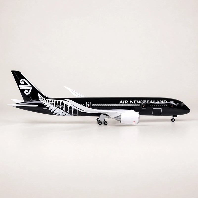 Air New Zealand Boeing 787 1:130 Scale Model