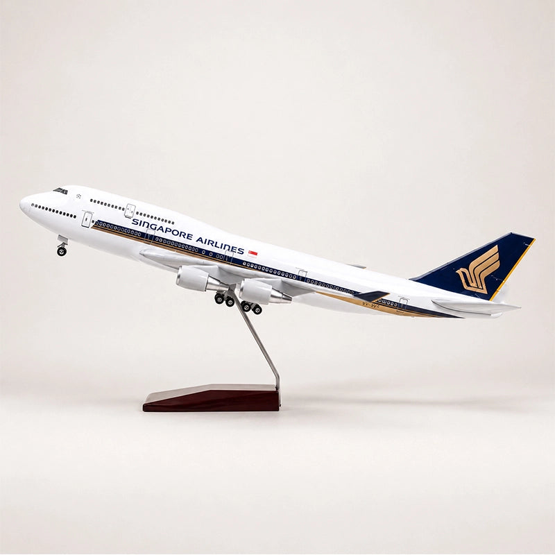 Singapore Airlines Boeing 747 Classic Livery 1:150 Scale Model