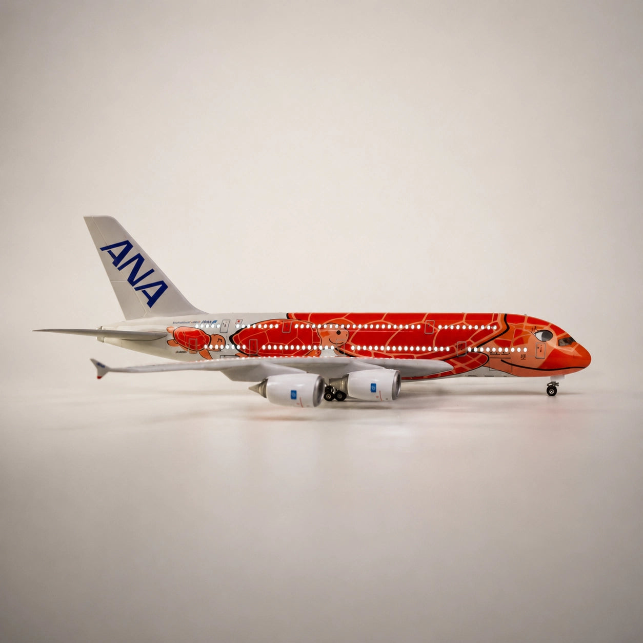 Model ANA Airbus A380 “Flying Honu” Ka La Skala 1:160