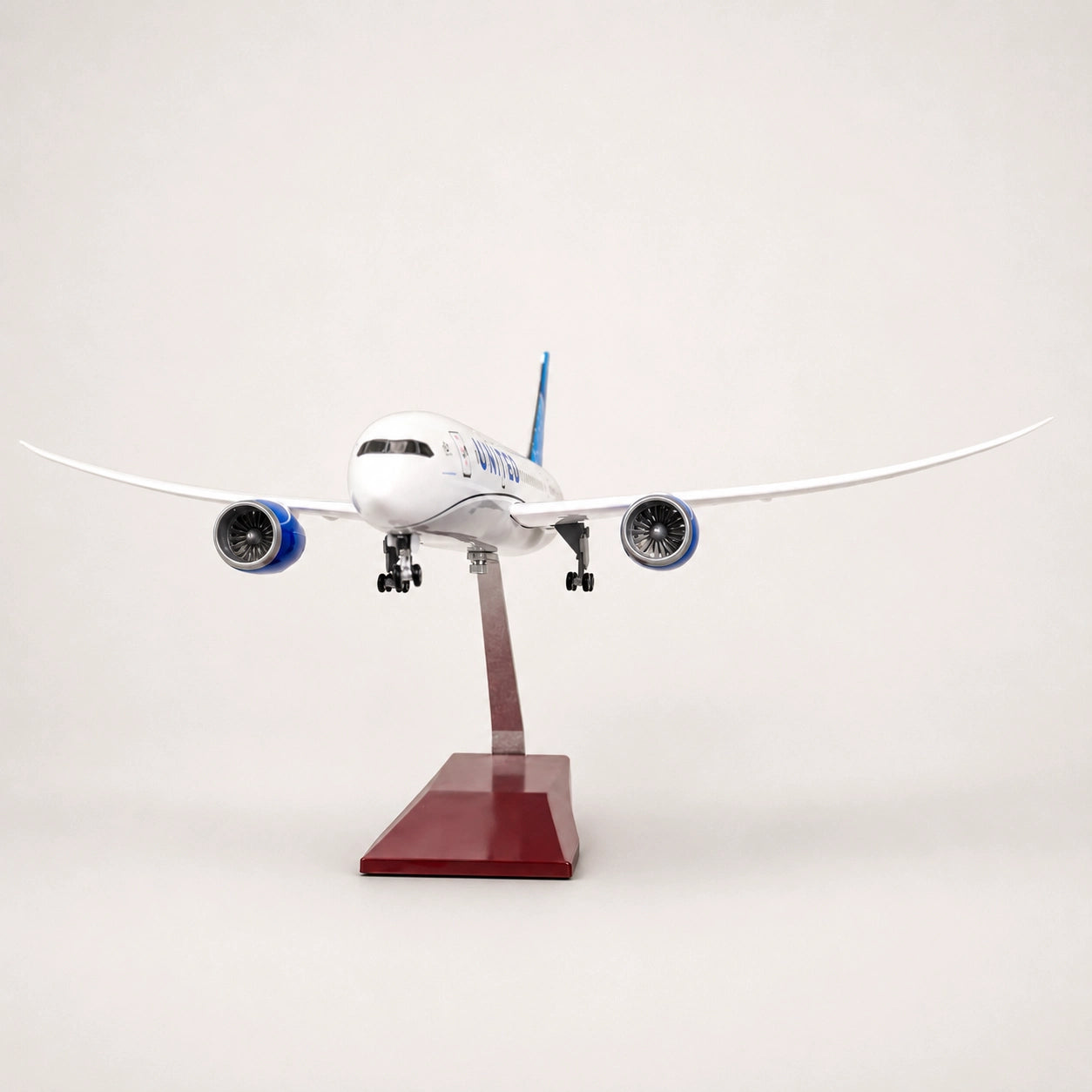 United Airlines Boeing 787 Dreamliner 1:130 Scale Model