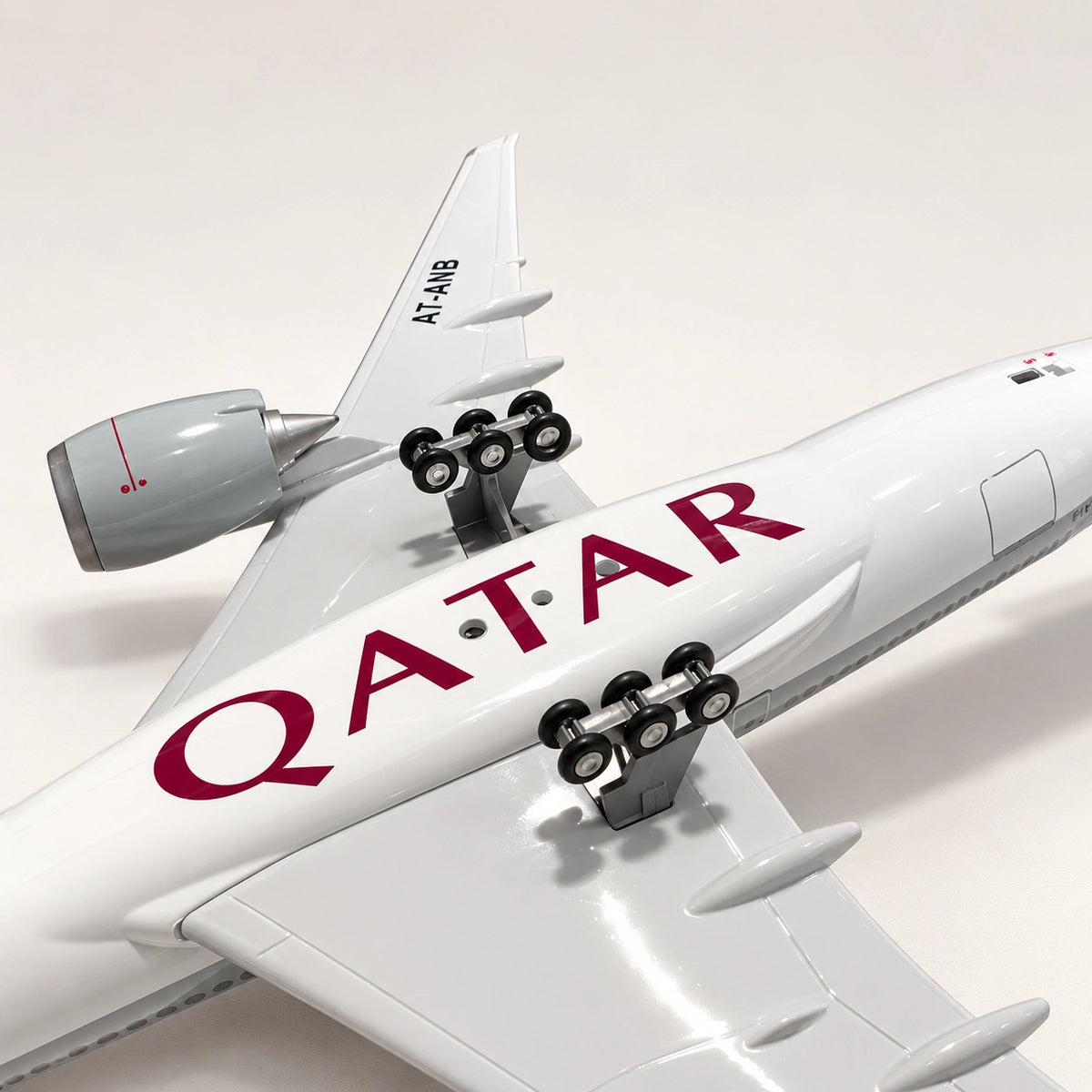 カタール航空 エアバスA350-1000 1:157スケールモデル