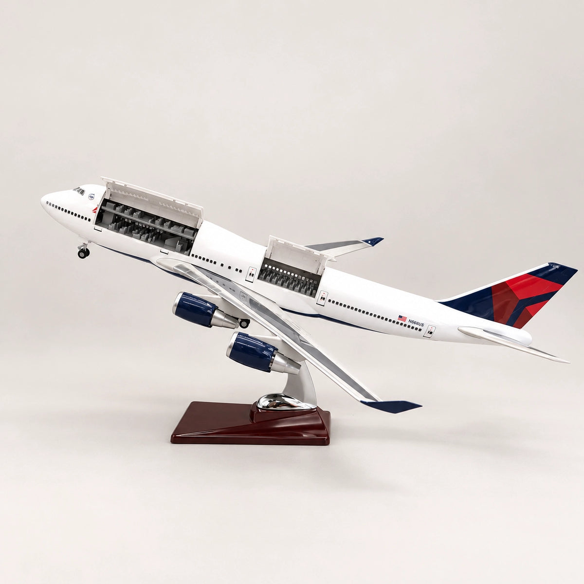 デルタ航空 Boeing 747 1:150スケールモデル