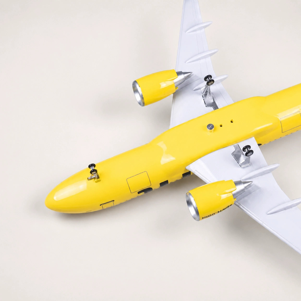 Model Spirit Airlines Airbus A320 v měřítku 1:80