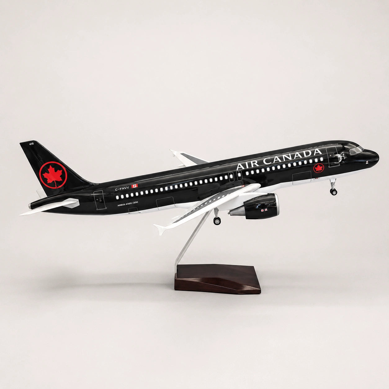 Air Canada Airbus A320 1:80 Scale Model