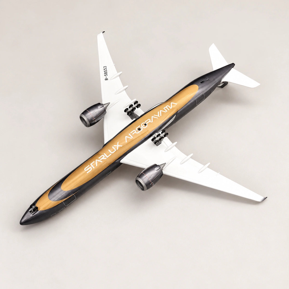 スターラックス航空 エアバスA350-1000 シルバー塗装 1:157スケールモデル