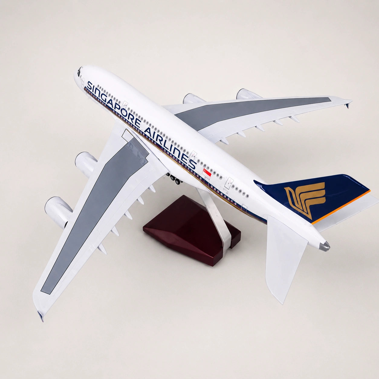 Model Singapore Airlines Airbus A380 v měřítku 1:160