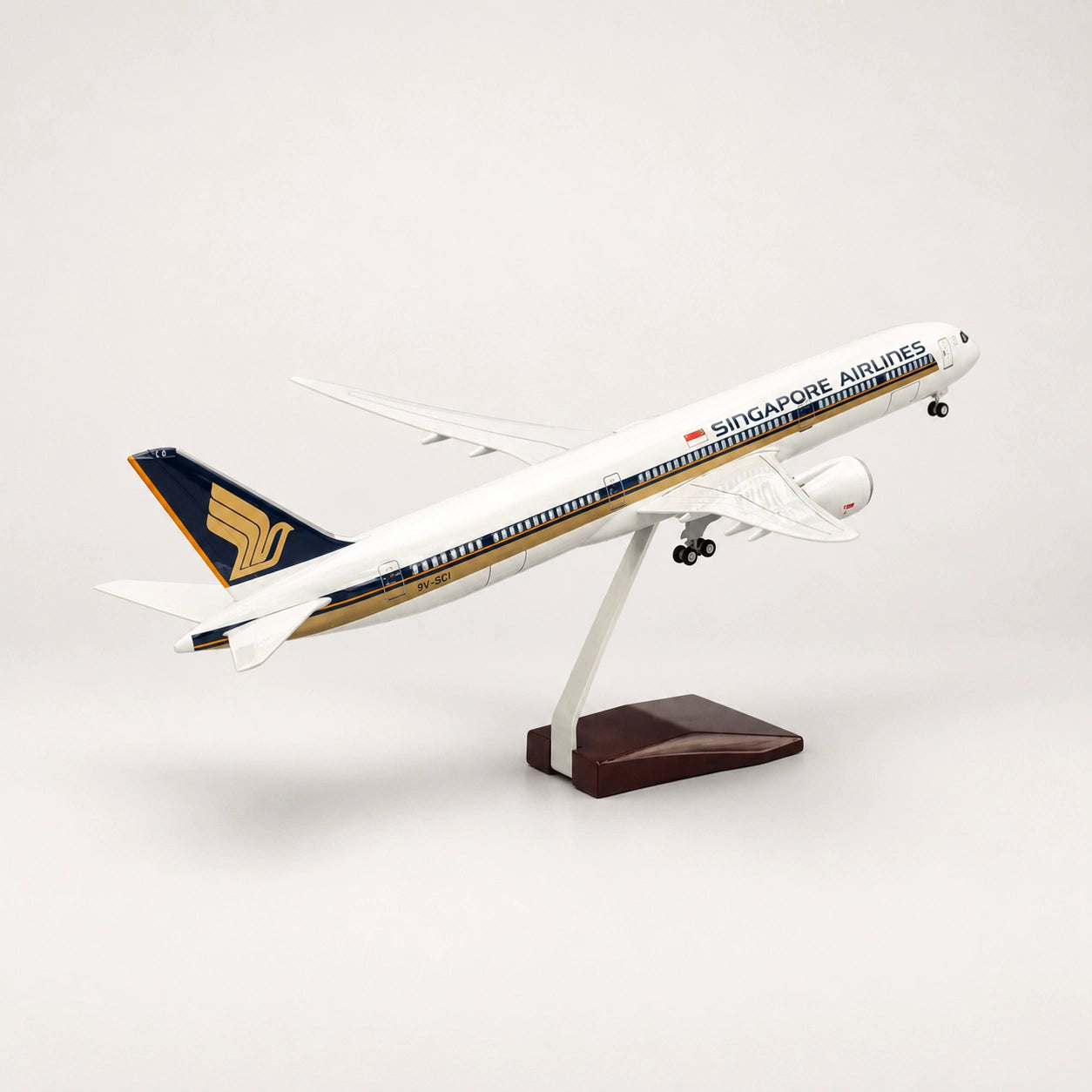 Singapore Airlines Boeing 787-10 1:145 Scale Model