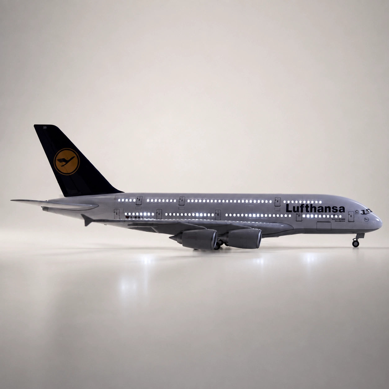 Lufthansa Airbus A380 – Modell im Maßstab 1:160