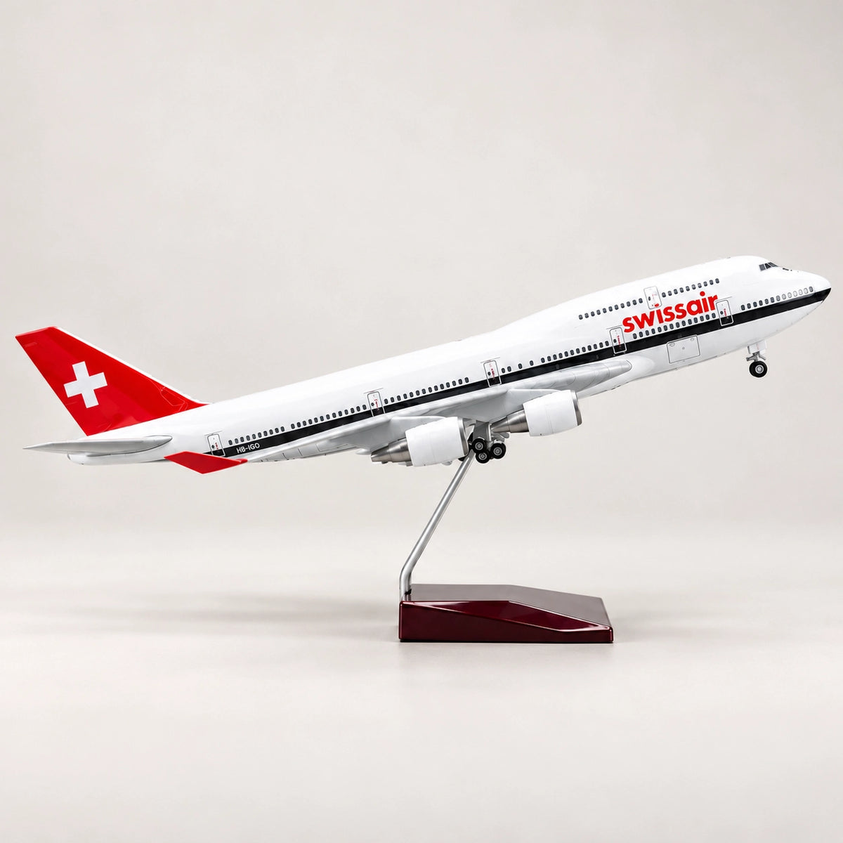 SWISS Boeing 747 1:150 Scale Model