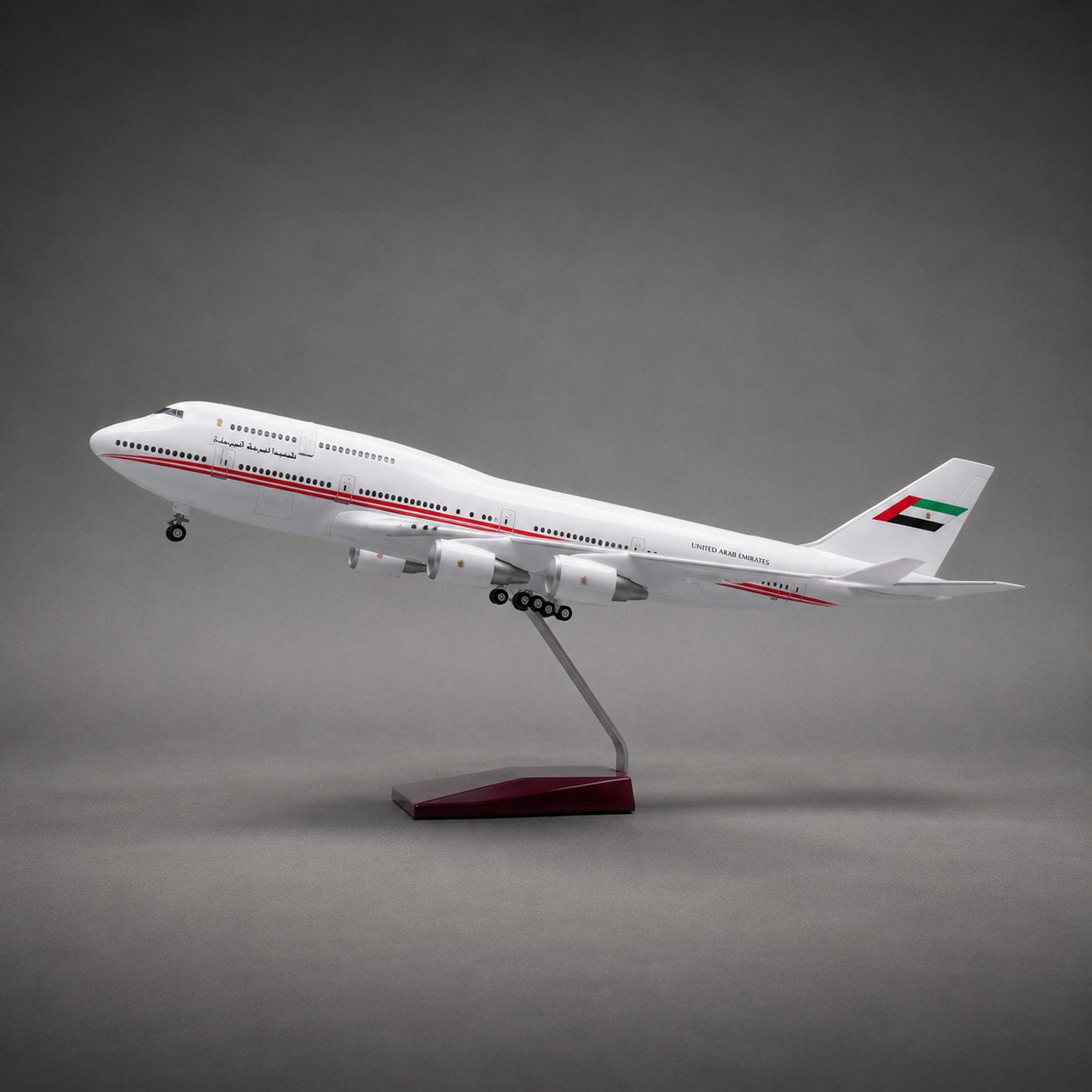 UAE Presidential Flight Boeing 747 1:150 Scale Model