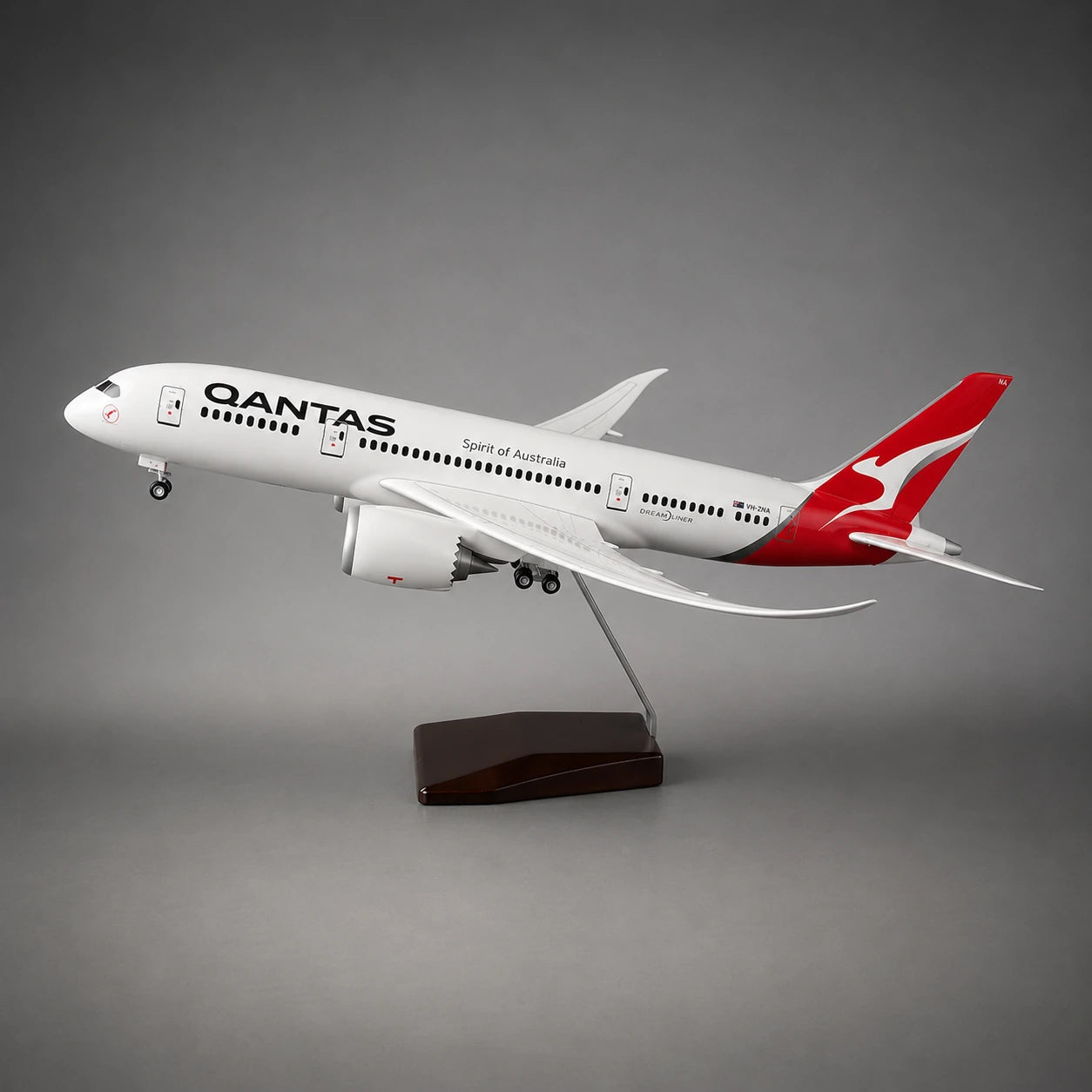 Qantas Boeing 787-9 Dreamliner 1:130 Scale Model