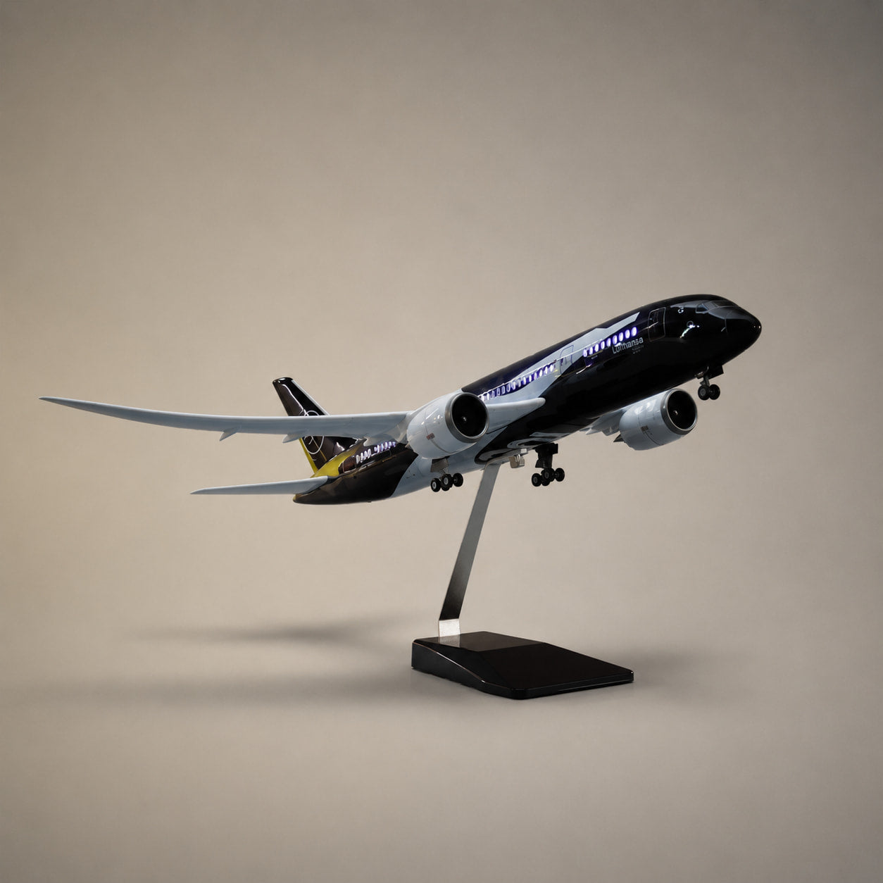 Lufthansa Boeing 787-9 100 Years Edition 1:145 Scale Model