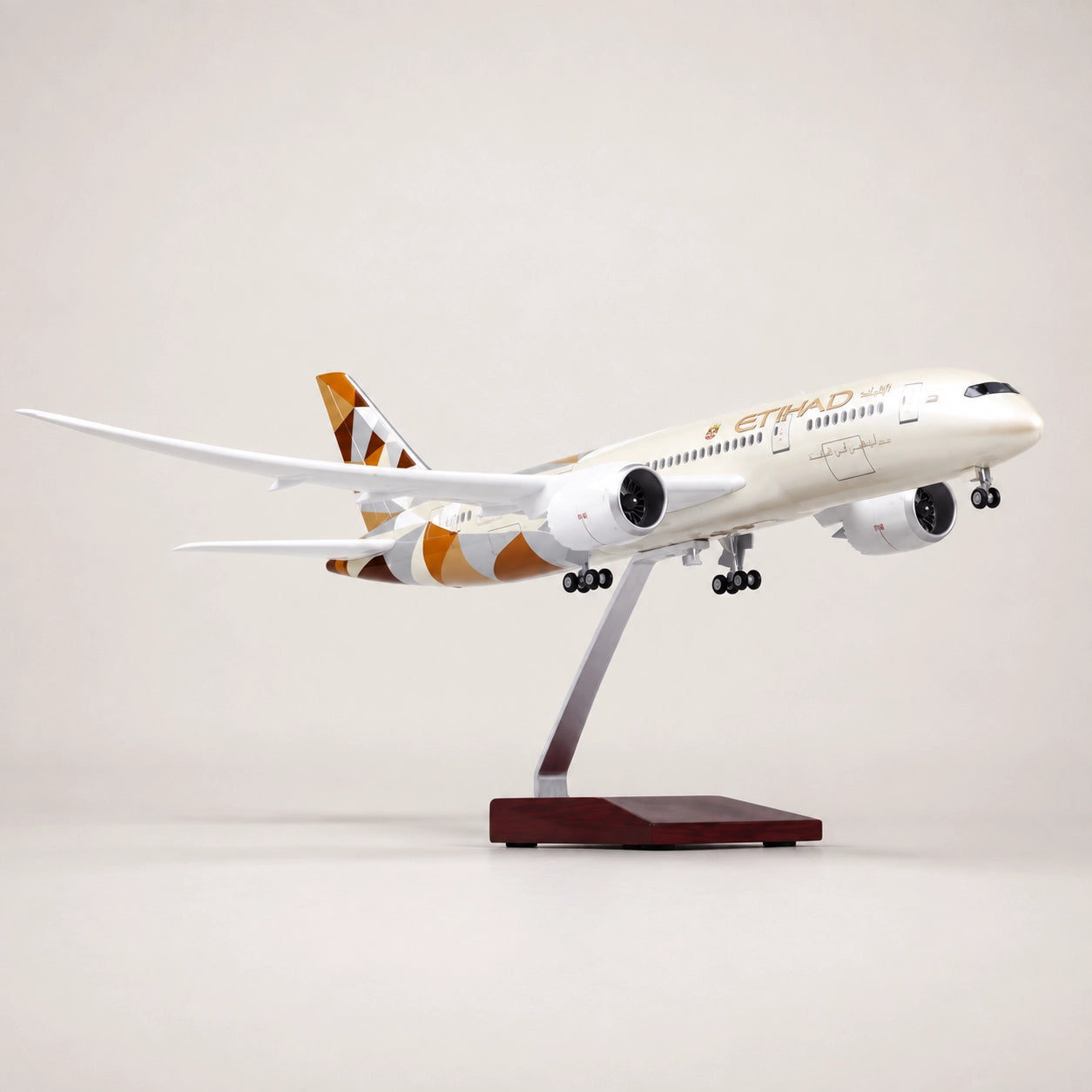 Etihad Airways Boeing 787 Dreamliner 1:130 Scale Model