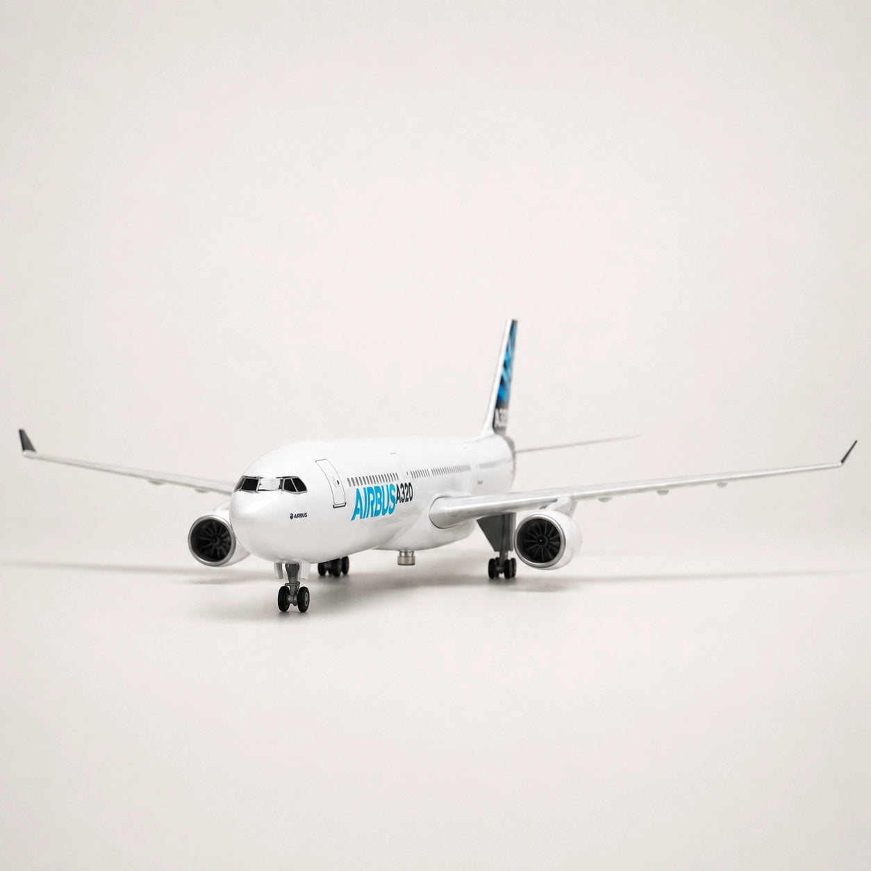 Modellino Prototipo Airbus A330 in scala 1:135