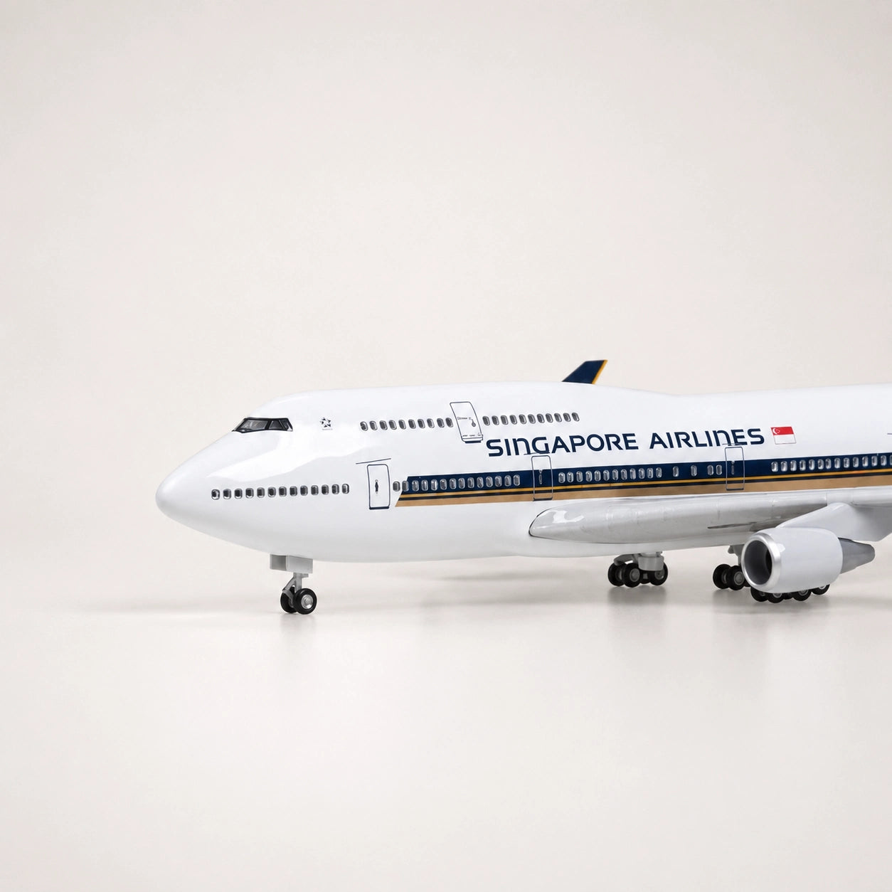 Schaalmodel Singapore Airlines Boeing 747 – klassieke kleurstelling 1:150