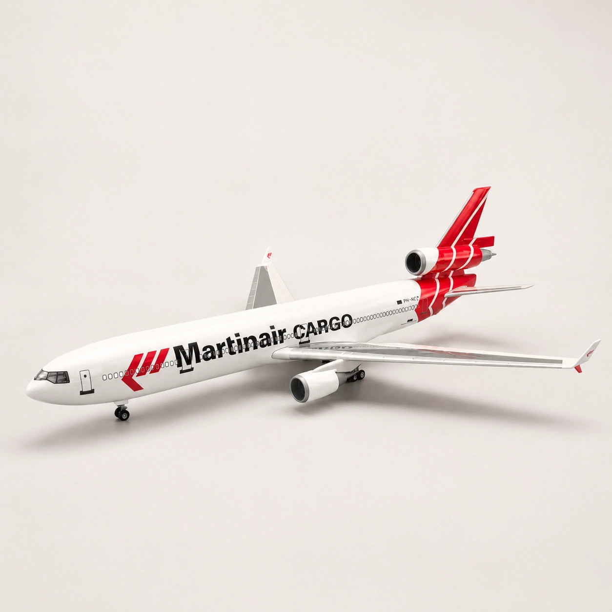 نموذج FedEx McDonnell Douglas MD-11 بمقياس 1:130