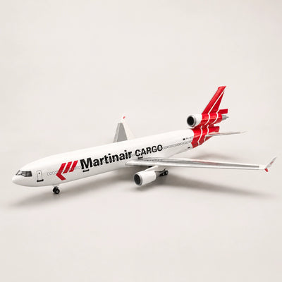 نموذج FedEx McDonnell Douglas MD-11 بمقياس 1:130
