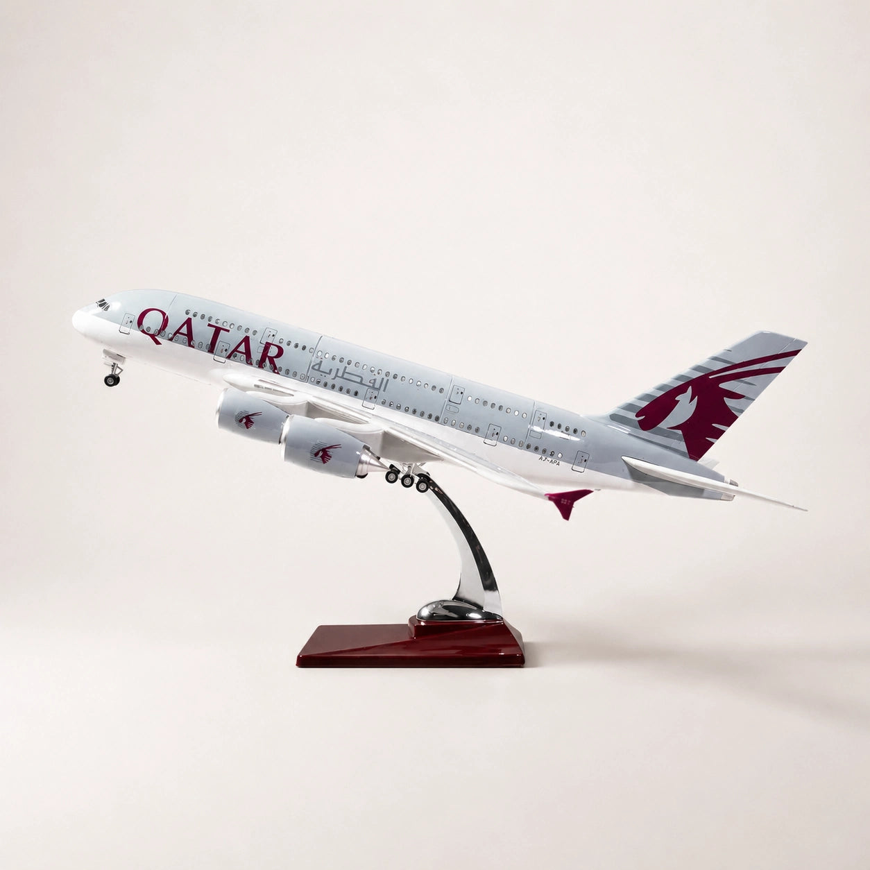 Qatar Airways Airbus A380 1:160 Scale Model