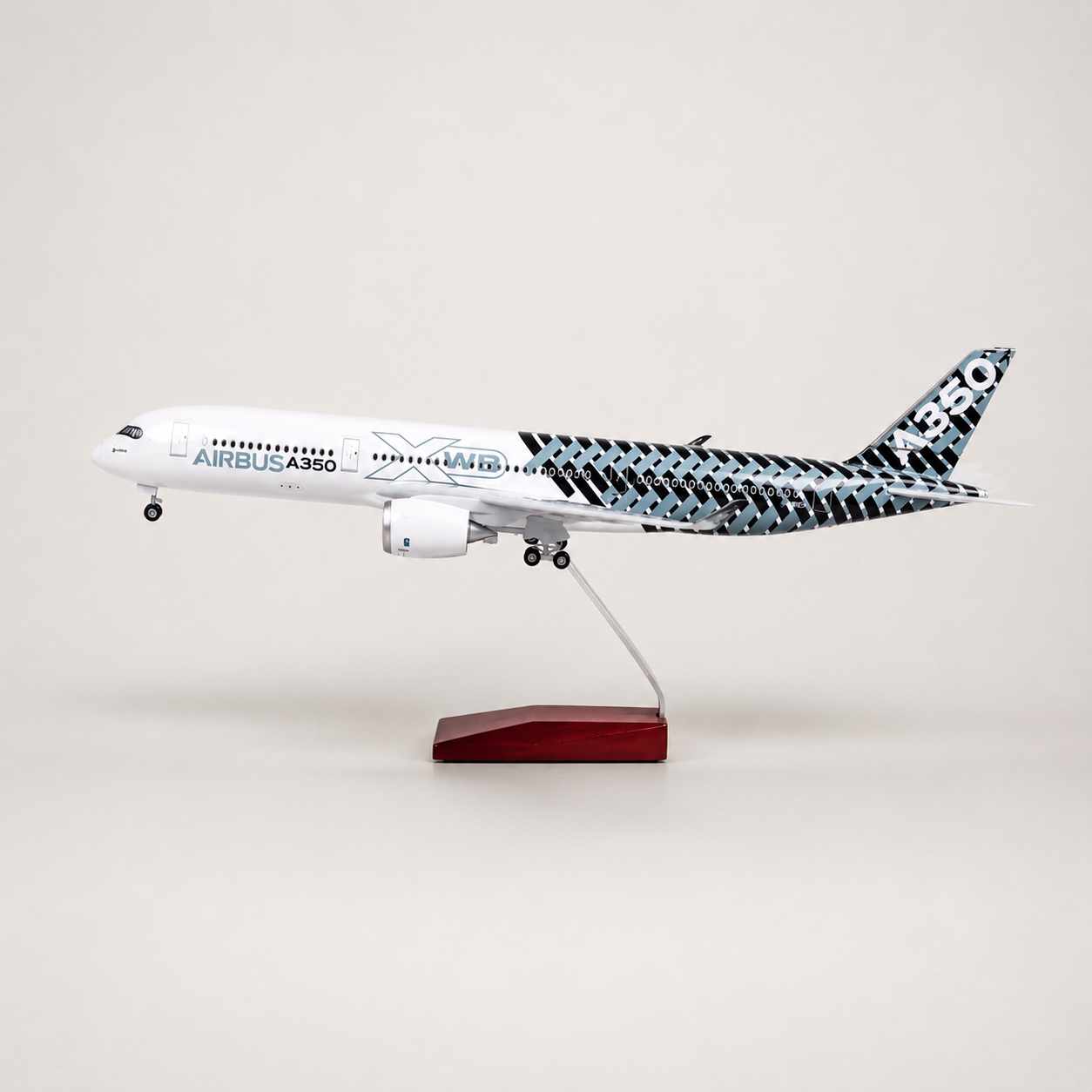 Model Prototaip Airbus A350 XWB – livery gentian karbon Skala 1:142
