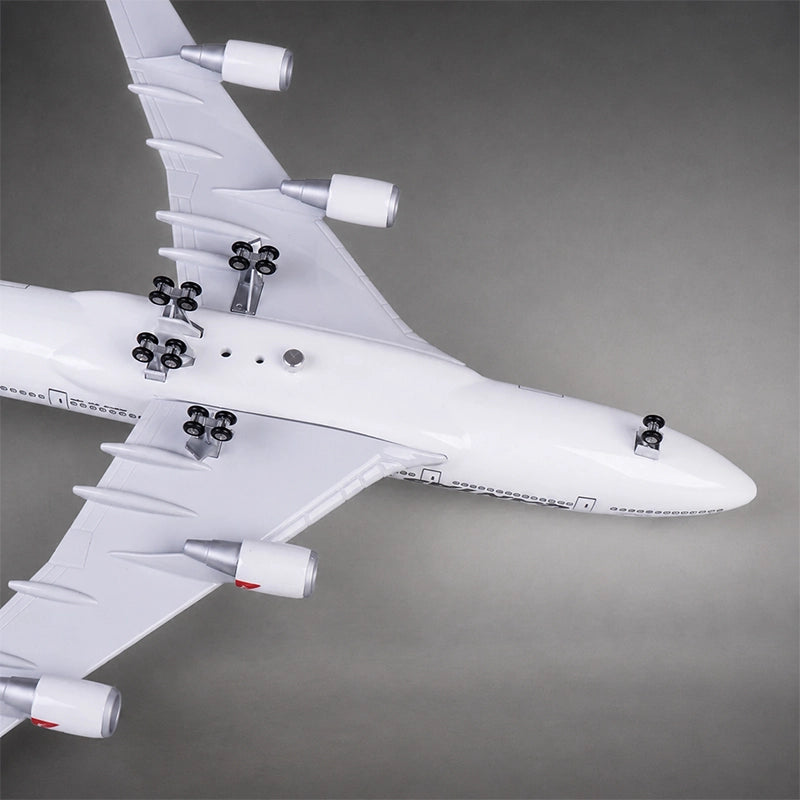 Qantas Boeing 747-400 1:150 Scale Model