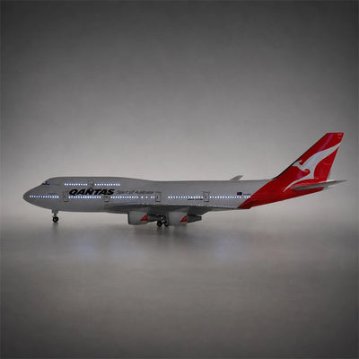 Qantas Boeing 747-400 1:150 Scale Model