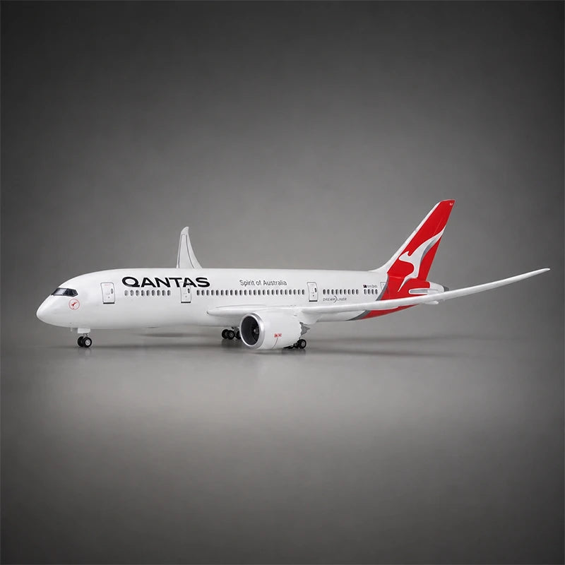 Qantas Boeing 787-9 Dreamliner 1:130 Scale Model