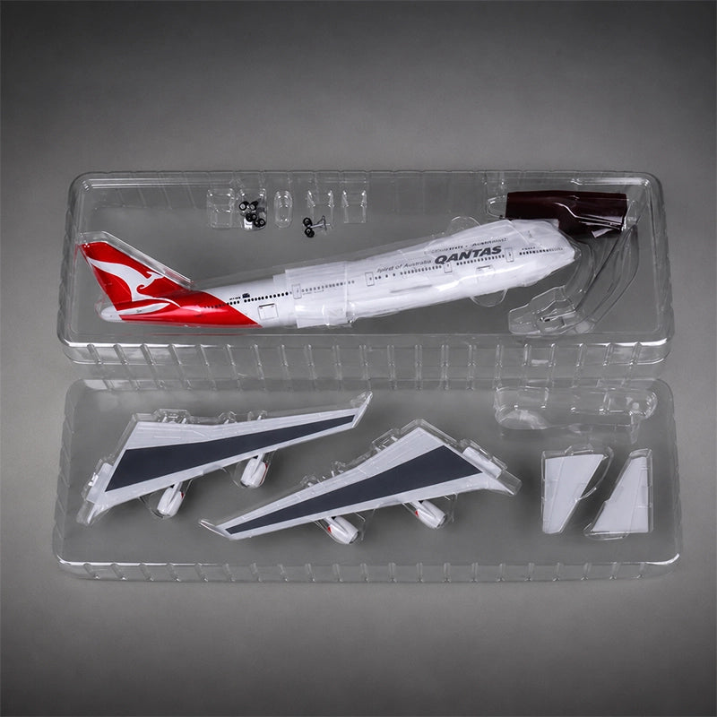 Qantas Boeing 747-400 1:150 Scale Model