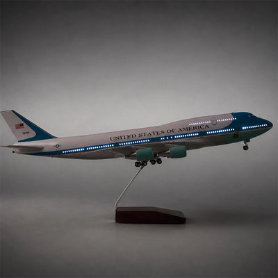 US Air Force One Boeing 747 1:150 Scale Model