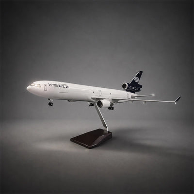 World Airways McDonnell Douglas MD-11 1:130 Scale Model