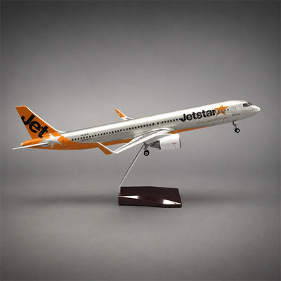 Jetstar Airbus A321neo 1:100 Scale Model