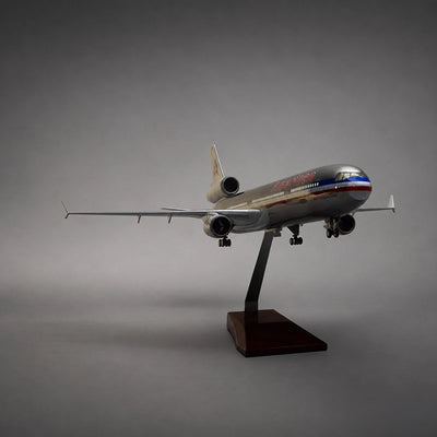 American Airlines McDonnell Douglas MD-11 1:130 Scale Model