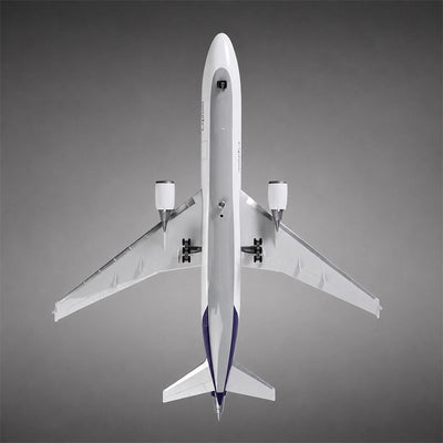 FedEx McDonnell Douglas MD-11 1:130 Scale Model