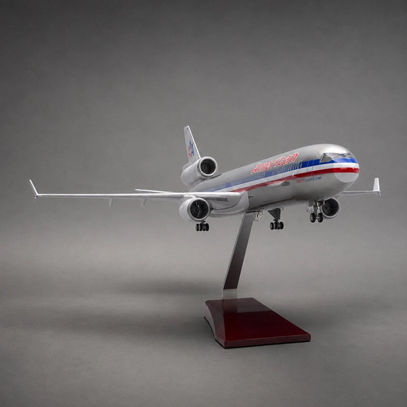 American Airlines McDonnell Douglas MD-11 1:130 Scale Model